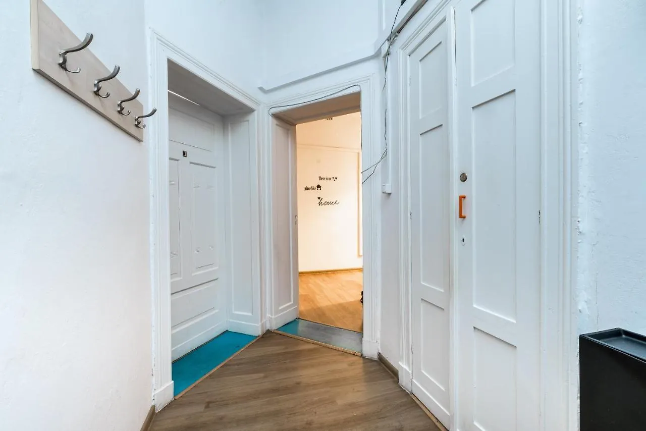 Mielzynskiego Guest House Poznań Pansiyon